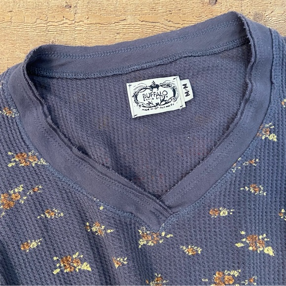 Gray Floral Long Sleeve Waffle Textured Top, GRAPHIC on BACK - Picture 5 of 10